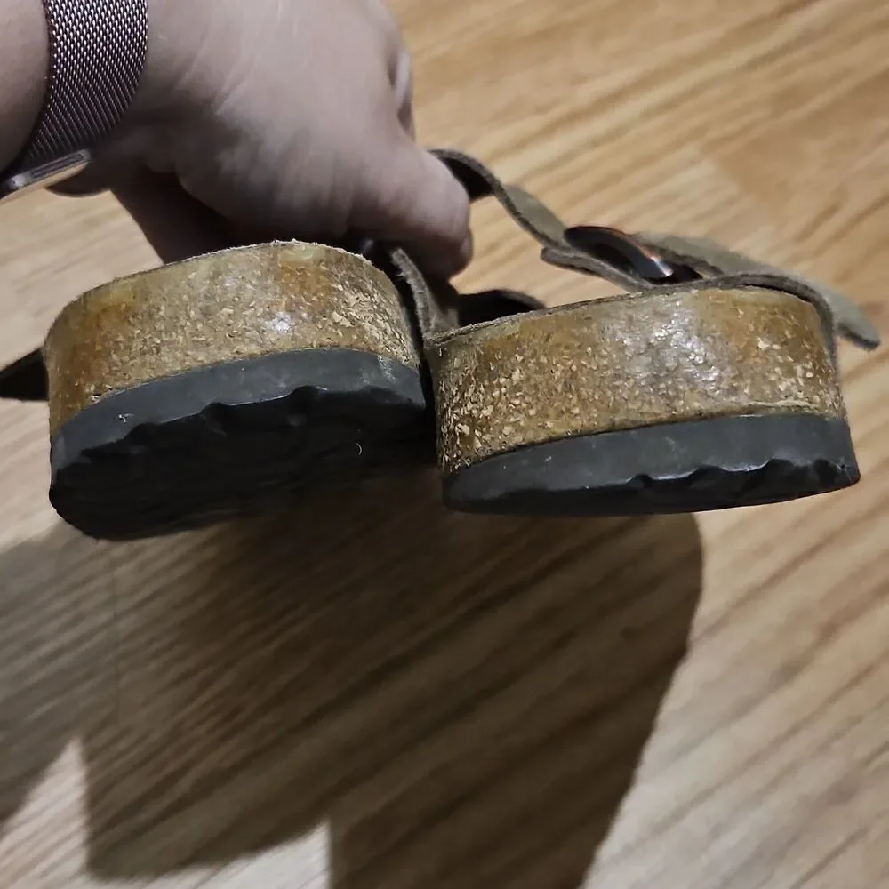 Birkenstock Arizona Suede Sandals – Size 38 (US Women’s ~7–7.5) - Picture 6 of 7